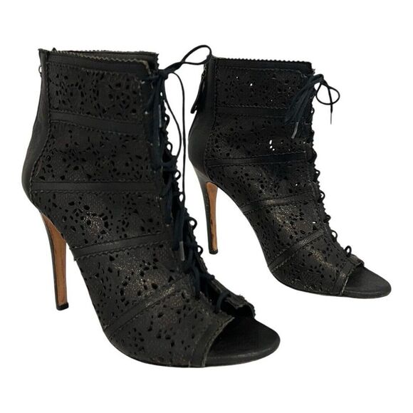 Alice + Olivia Womens Size 39 US 9 Gale Leather Laser Cut Lace up Booties - Picture 1 of 6